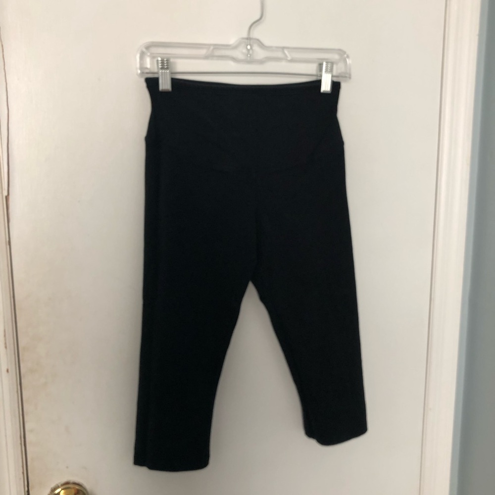 Crop black leggings
